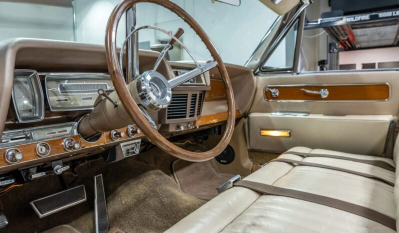 
								1962 Lincoln Continental V8 Convertible full									