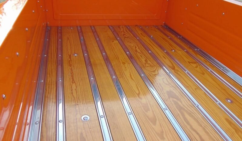 
								1957 Chevrolet 3100 Pickup 302 V8 full									