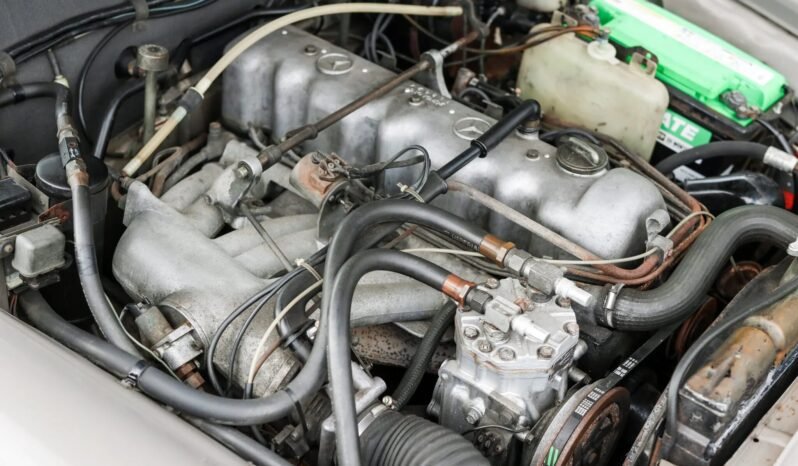 
								1969 Mercedes-Benz 280SE full									