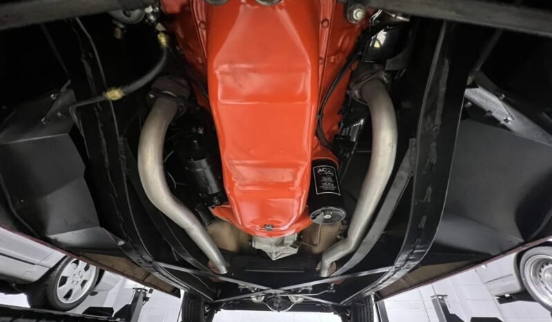 
								1961 Chevrolet Corvette Fuel-Injected V8 full									