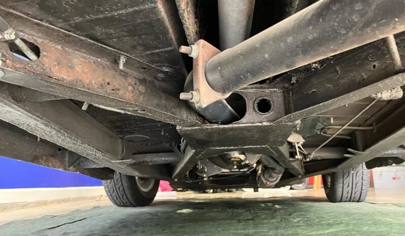 
								1965 Triumph TR4 4-Speed full									