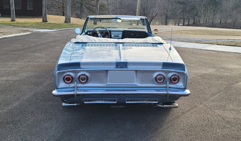 
								1965 Chevrolet Corvair Monza full									