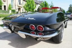 
										1963 Chevrolet Corvette V8 full									