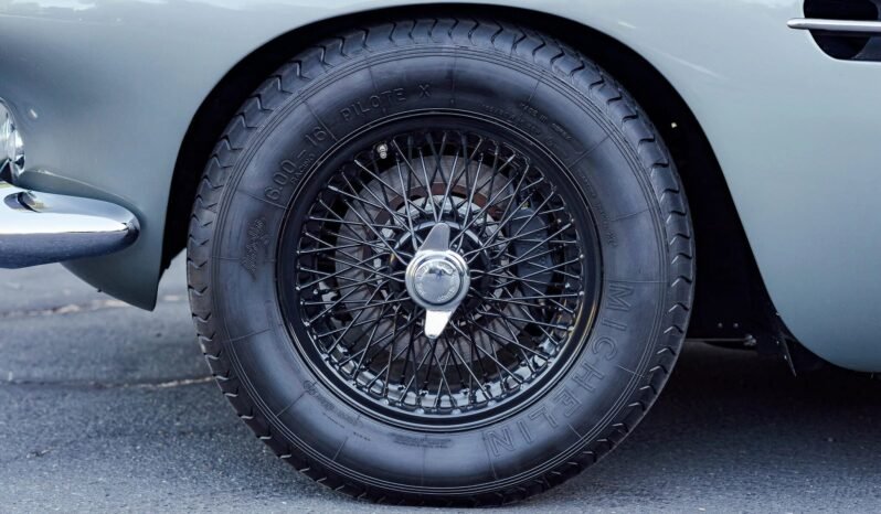 
								1960 Aston Martin DB4 full									