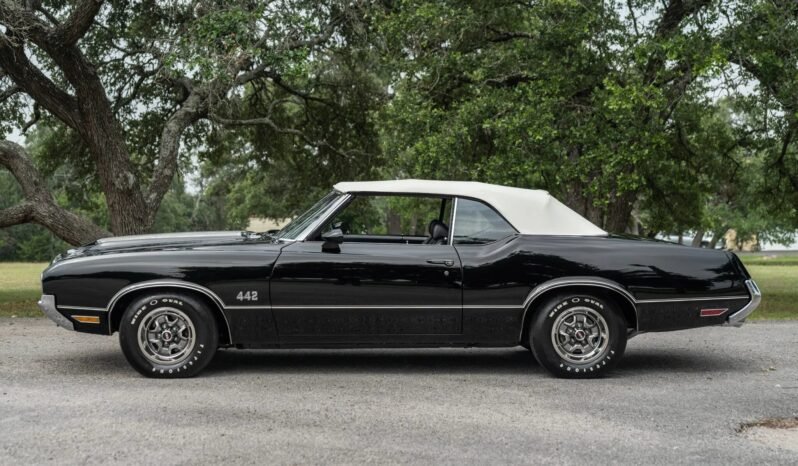 
								1970 Oldsmobile 442 full									