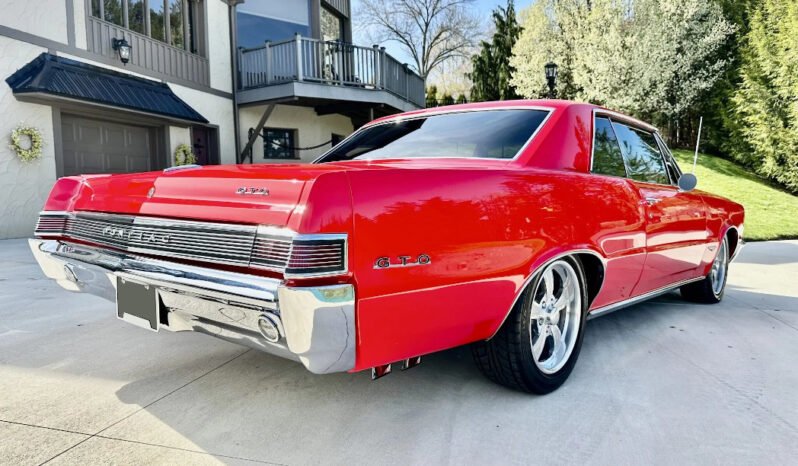 
								1965 Pontiac GTO Red full									