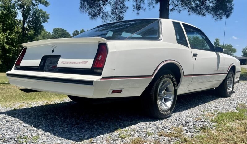
								1986 Chevrolet Monte Carlo SS Aerocoupe V8 full									