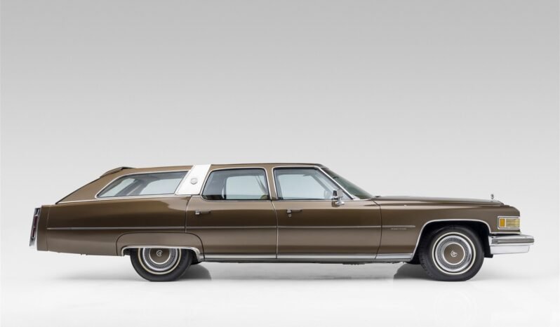 
								1976 Cadillac Castilian Station Wagon full									
