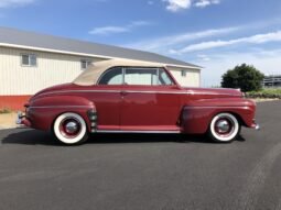 1942 Ford Super Deluxe V8
