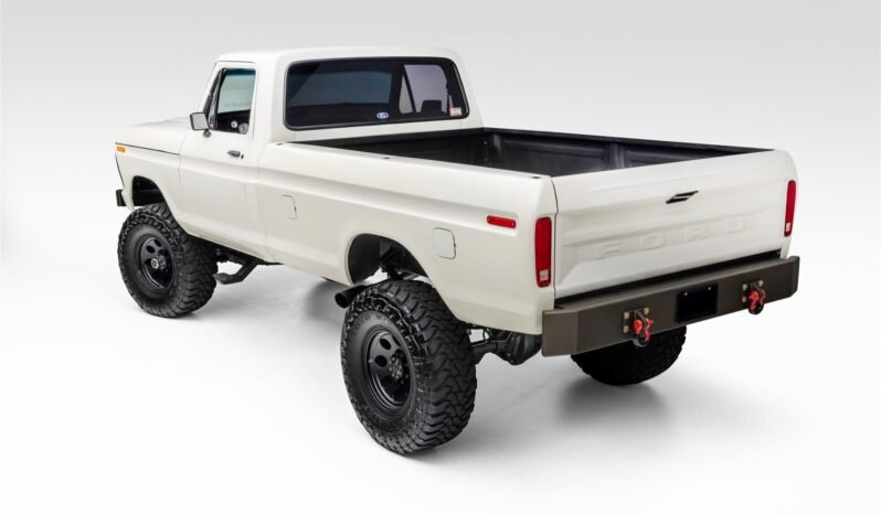
								1976 Ford F-250 full									