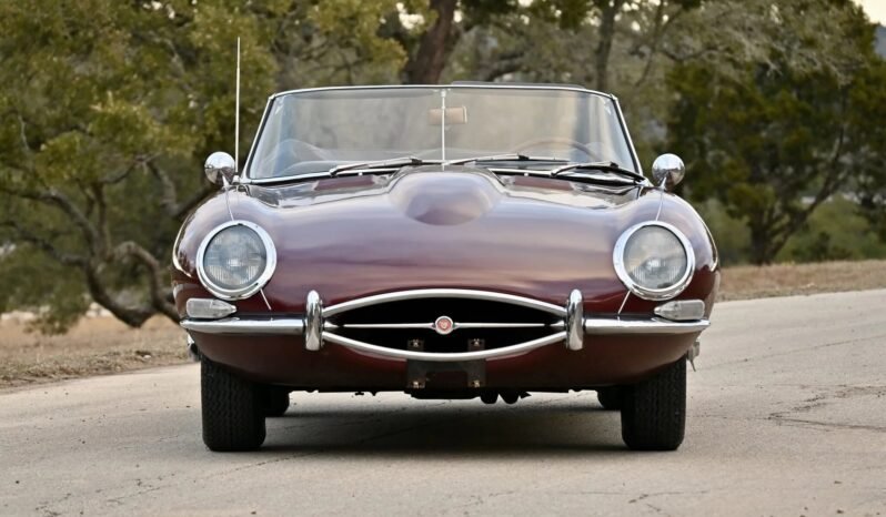 
								1966 Jaguar XKE full									