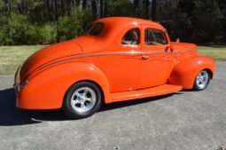 1940 Ford Deluxe Coupe 3-Speed