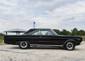 1967 Plymouth GTX 440 V8