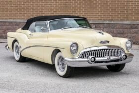 1953 Buick Skylark V8