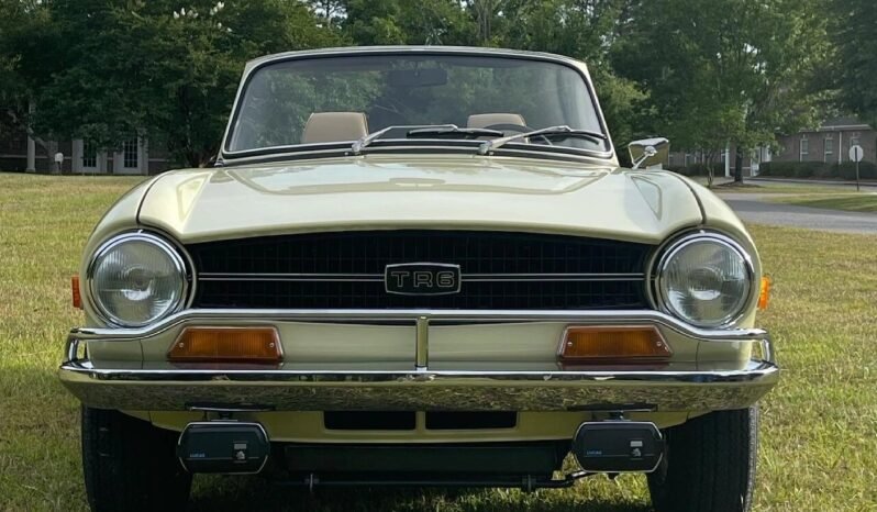 
								1969 Triumph TR6 Soft Top full									