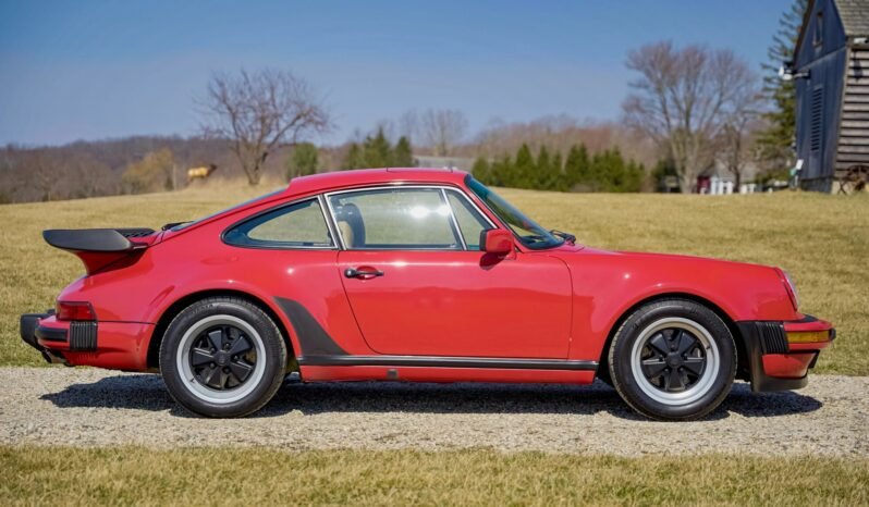
								1989 Porsche 911 Turbo Guards Red full									
