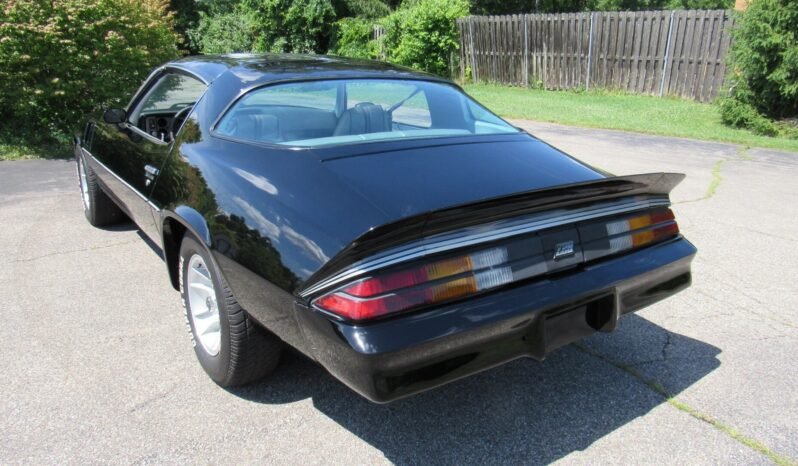 
								1981 Chevrolet Camaro Z/28 V8 full									