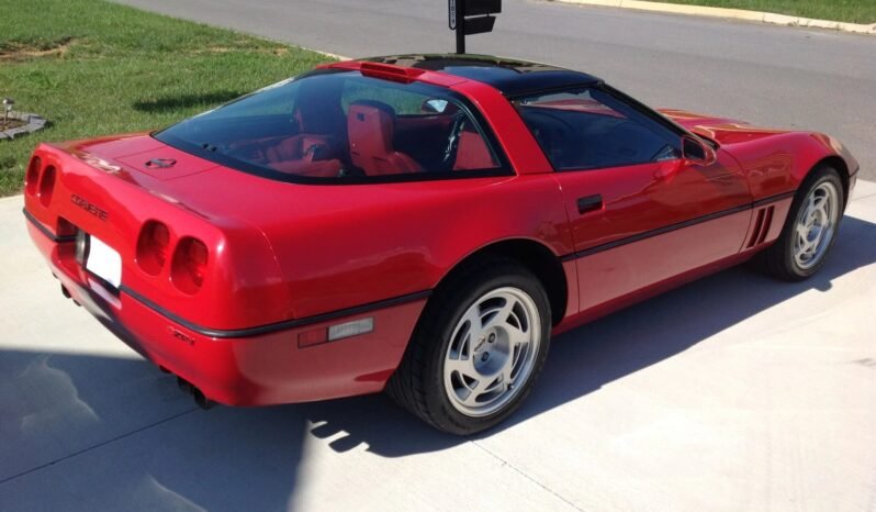 
								1990 Chevrolet Corvette ZR-1 LT5 V8 full									