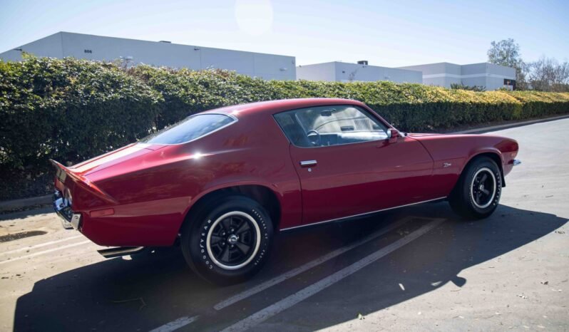 
								1972 Chevrolet Camaro Z/28 V8 Coupe full									