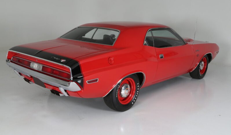 
								1970 Dodge Challenger R/T Bright Red full									