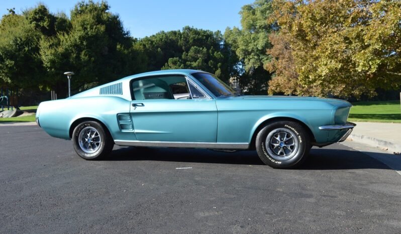 
								1967 Ford Mustang Fastback GT full									