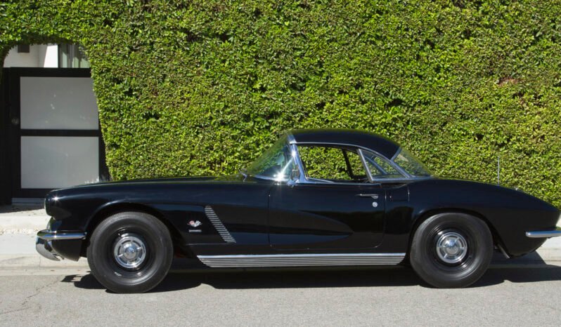 
								1962 Chevrolet Corvette Tuxedo Black full									