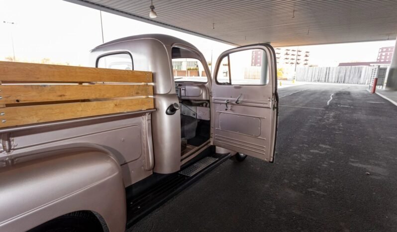 
								1949 Ford F-1 Pickup Truck I6 full									