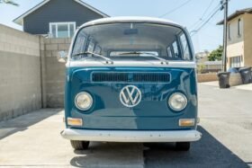 1971 Volkswagen Bus Bay-Window