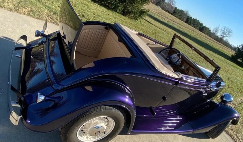 
								1933 Ford Cabriolet Hot Rod full									