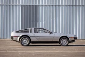 1982 DeLorean DMC-12 V6