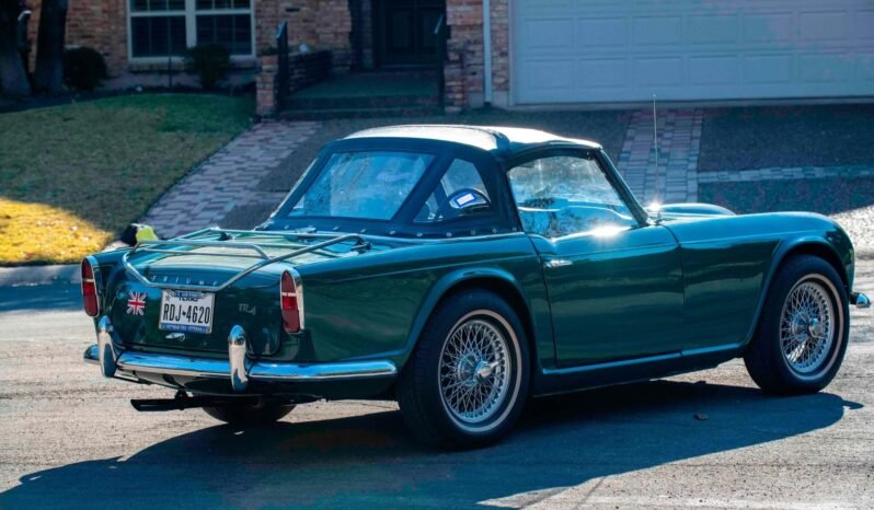 
								1965 Triumph TR4 Green full									
