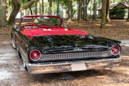 1961 Ford Galaxie Sunliner