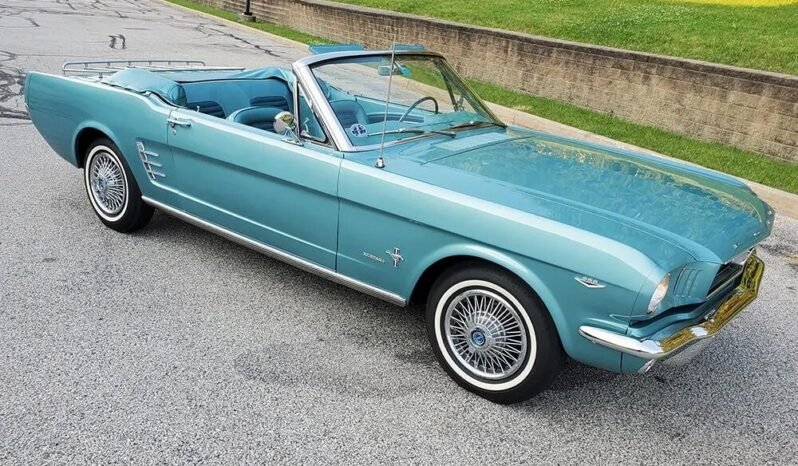 
								1966 Ford Mustang V8 full									