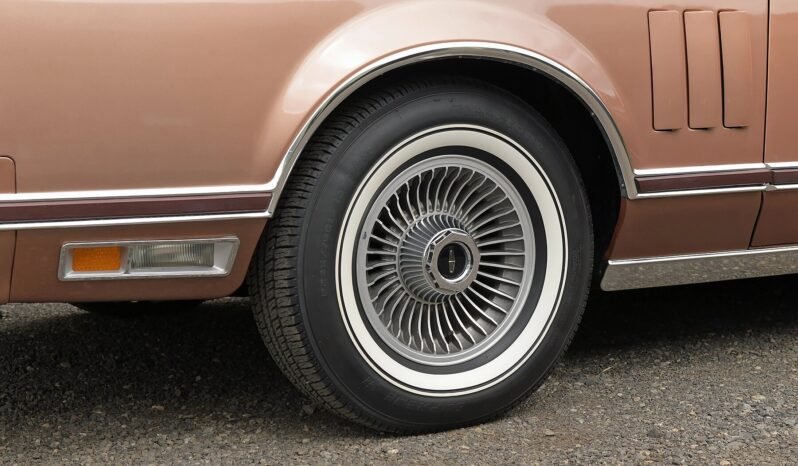 
								1978 Lincoln Continental Mark V full									