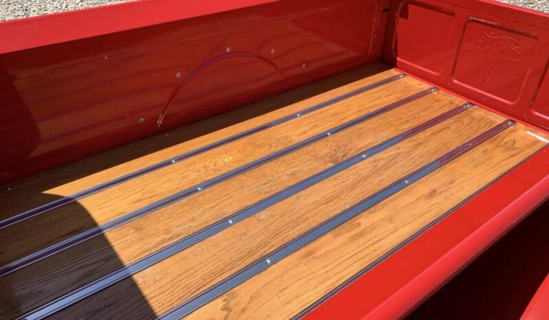 
								1945 Ford Pickup Truck V8 full									