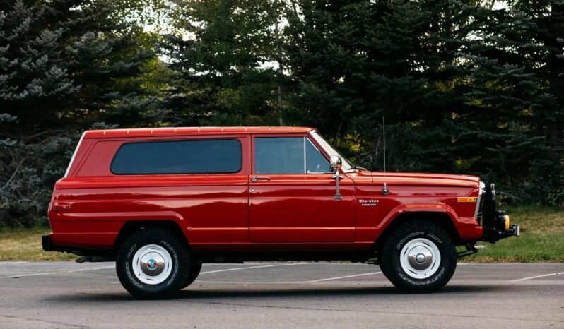 
								1979 Jeep Cherokee V8 full									