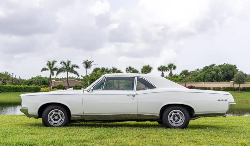 
								1967 Pontiac GTO 3-Speed full									