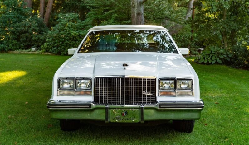 
								1983 Buick Riviera Convertible full									