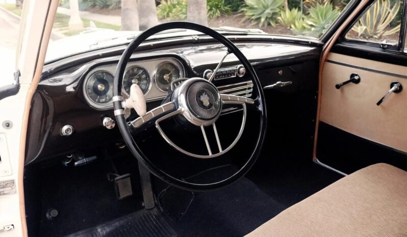 
								1952 Packard 200 Deluxe Coupe full									