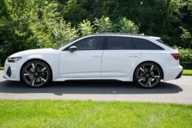 2022 Audi RS6 Avant