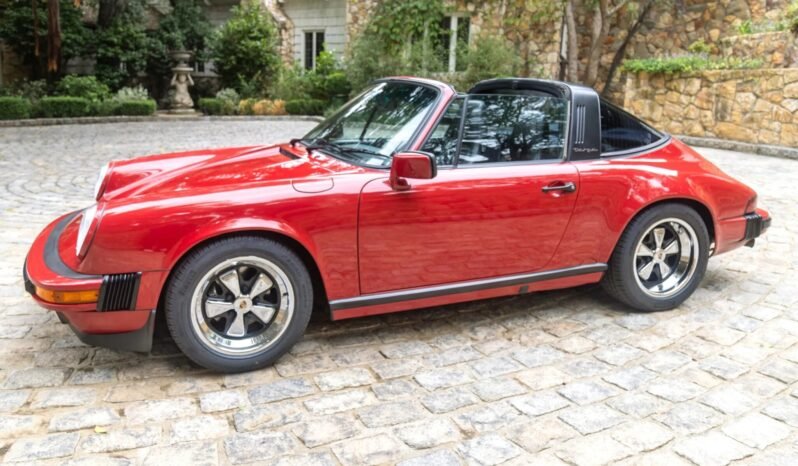 
								1987 Porsche 911 Carrera Targa full									