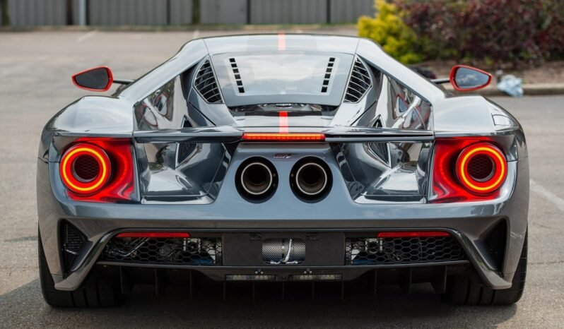 
								2019 Ford GT Carbon Series full									
