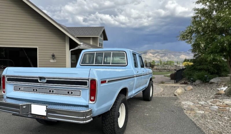 
								1977 Ford F-250 Crew Cab full									