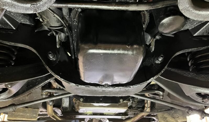 
								1961 Lincoln Continental V8 full									