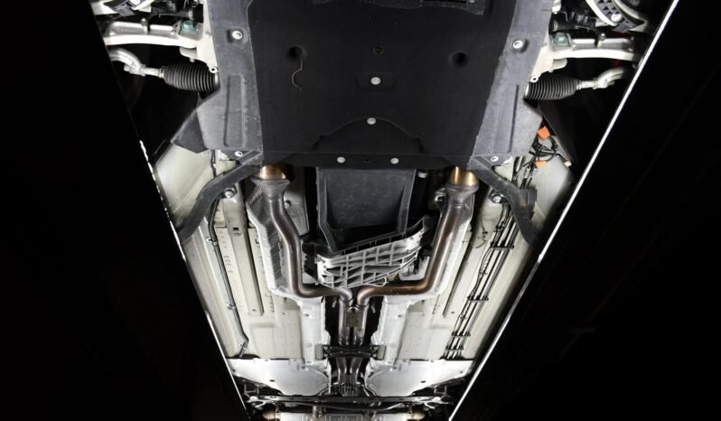 
								2019 Jaguar F-Type R full									