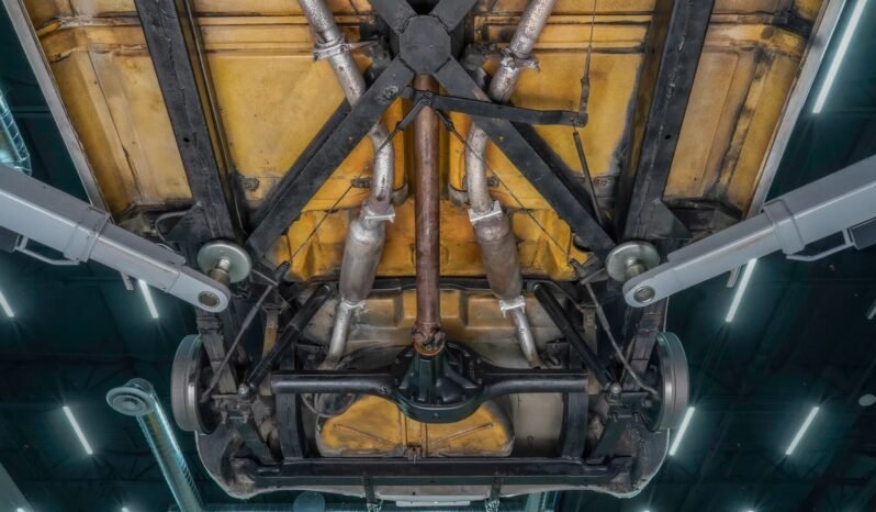 
								1959 Chevrolet Corvette Fuel-Injected full									