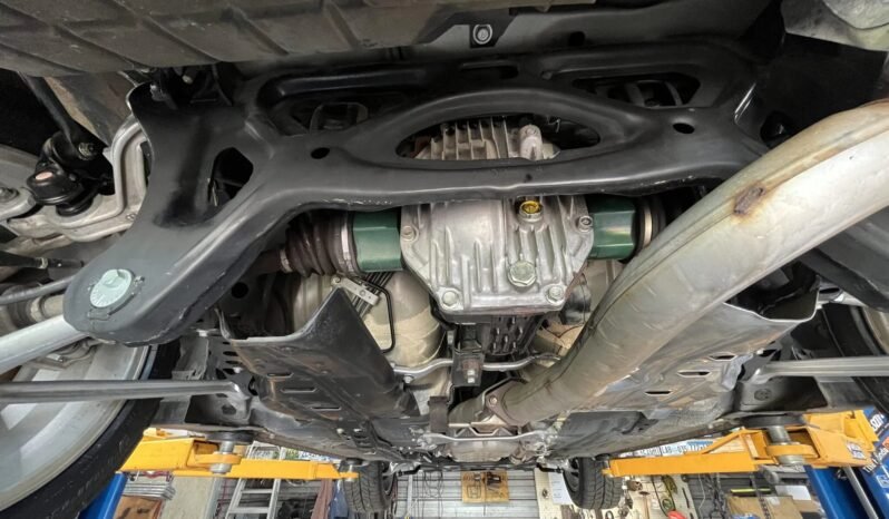 
								1993 Mazda RX-7 Touring Silver full									