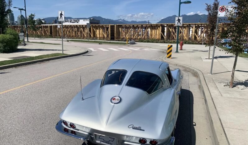 
								1963 Chevrolet Corvette Split-Window C2 Coupe full									