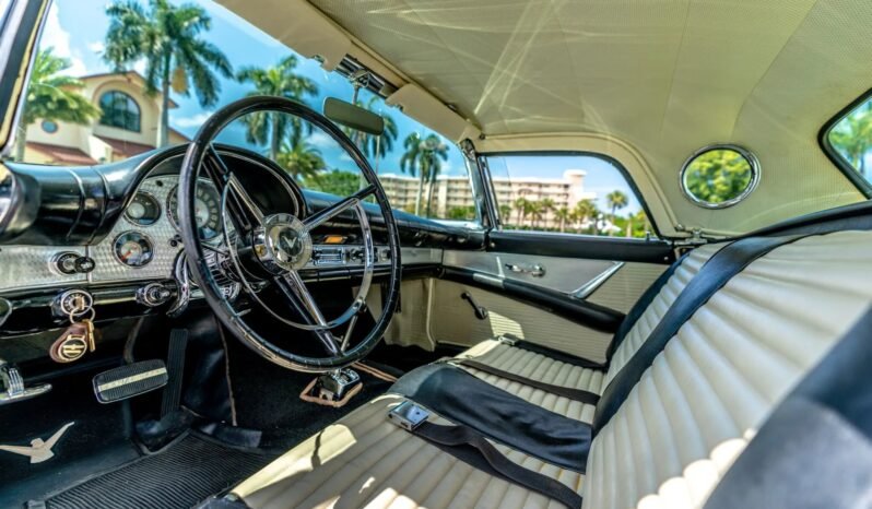 
								1957 Ford Thunderbird V8 Inca Gold full									