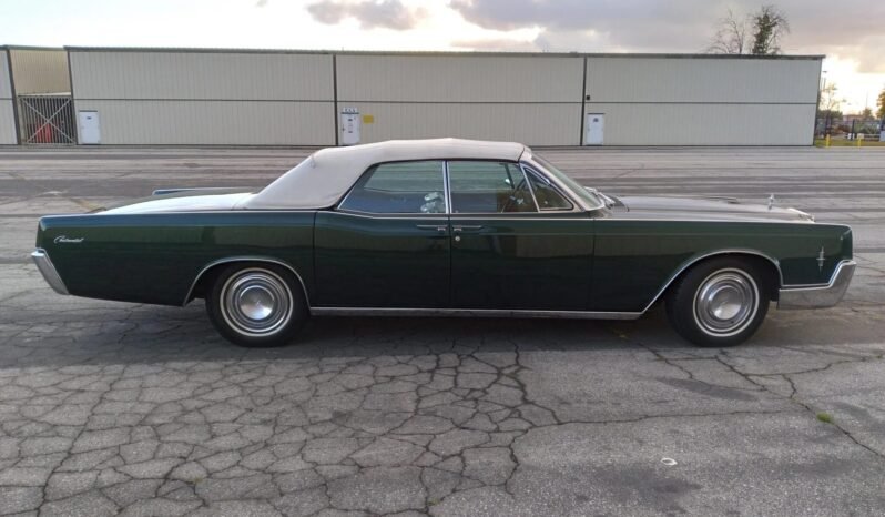 
								1966 Lincoln Continental Convertible full									